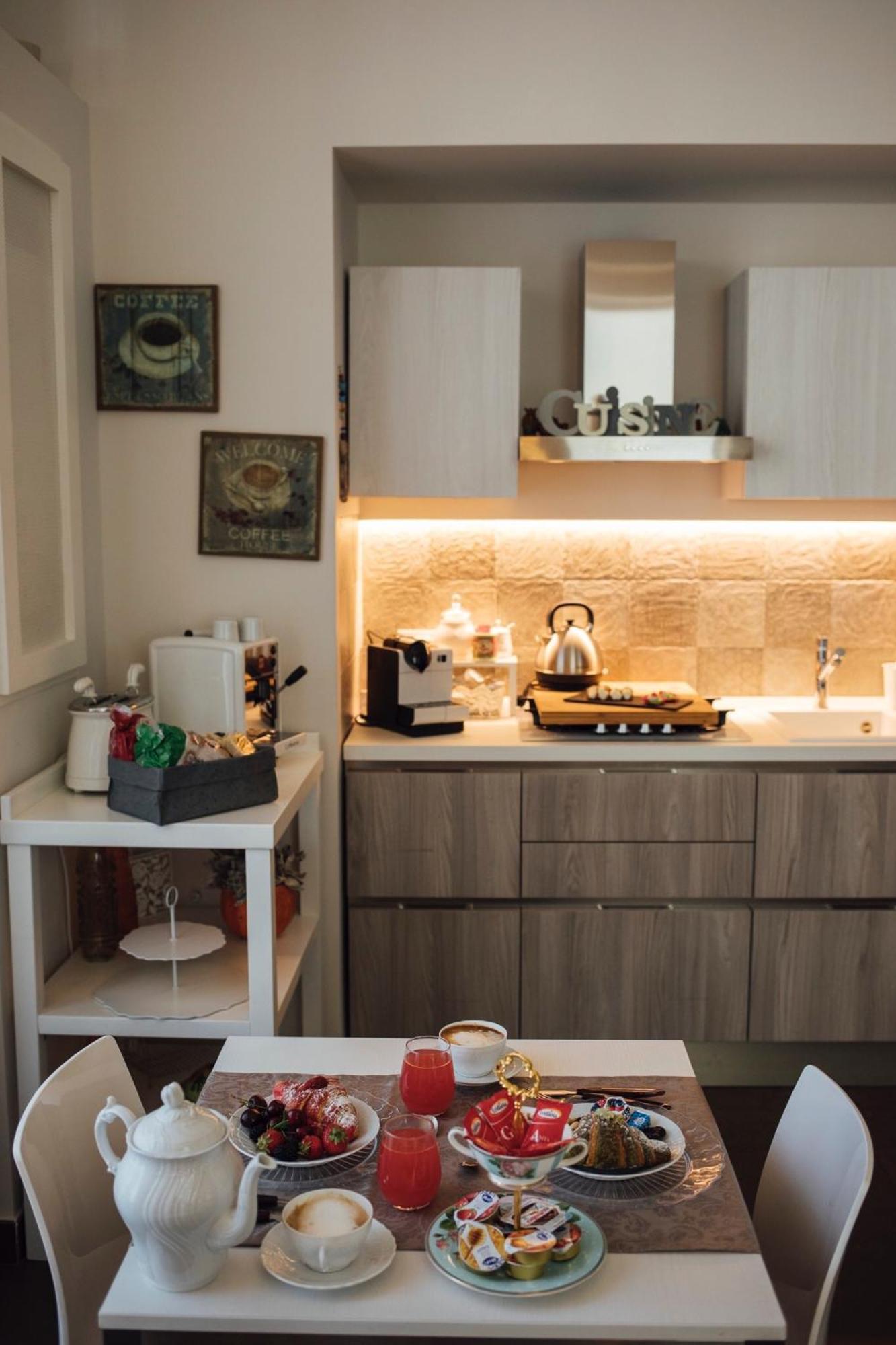 Gran Cancelliere Apartment With Parking Palermo Exterior photo